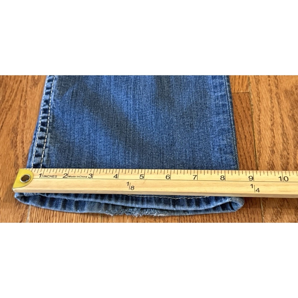 BKE Dakota Blue Jeans 32R 32x31 Medium Wash Boot Cut Whiskered Cowgirl Western - Picture 10 of 11